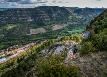 A path that runs throughout the pays du Roquefort 5 days