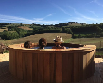 le bain nordique du Hameau des Gîtes du Brugas