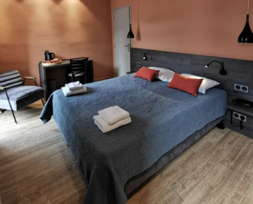 Hôtel Restaurant Le Pont Neuf