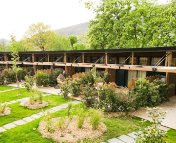 Domaine Le Vaxergues : Gites Ecolodge, Le Pack Tribu