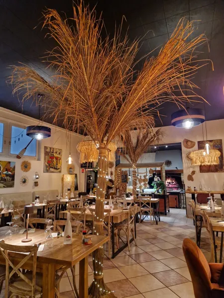 Le Grand Café
